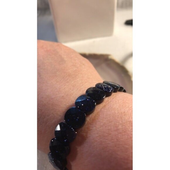 Blue Sandstone Stretch Bangle Bracelet - Picture 4 of 4